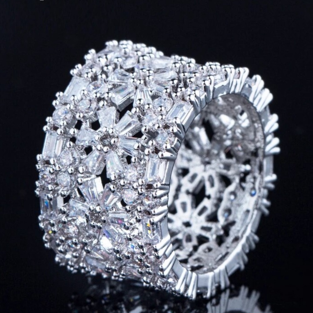 Sterling silver flowers wide ring